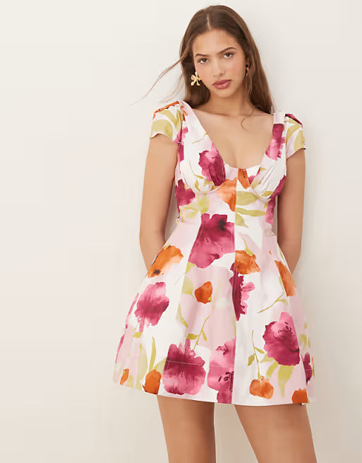 DESIGN STRUCTURED BUST SEAM DETAIL CAP SLEEVE MINI DRESS